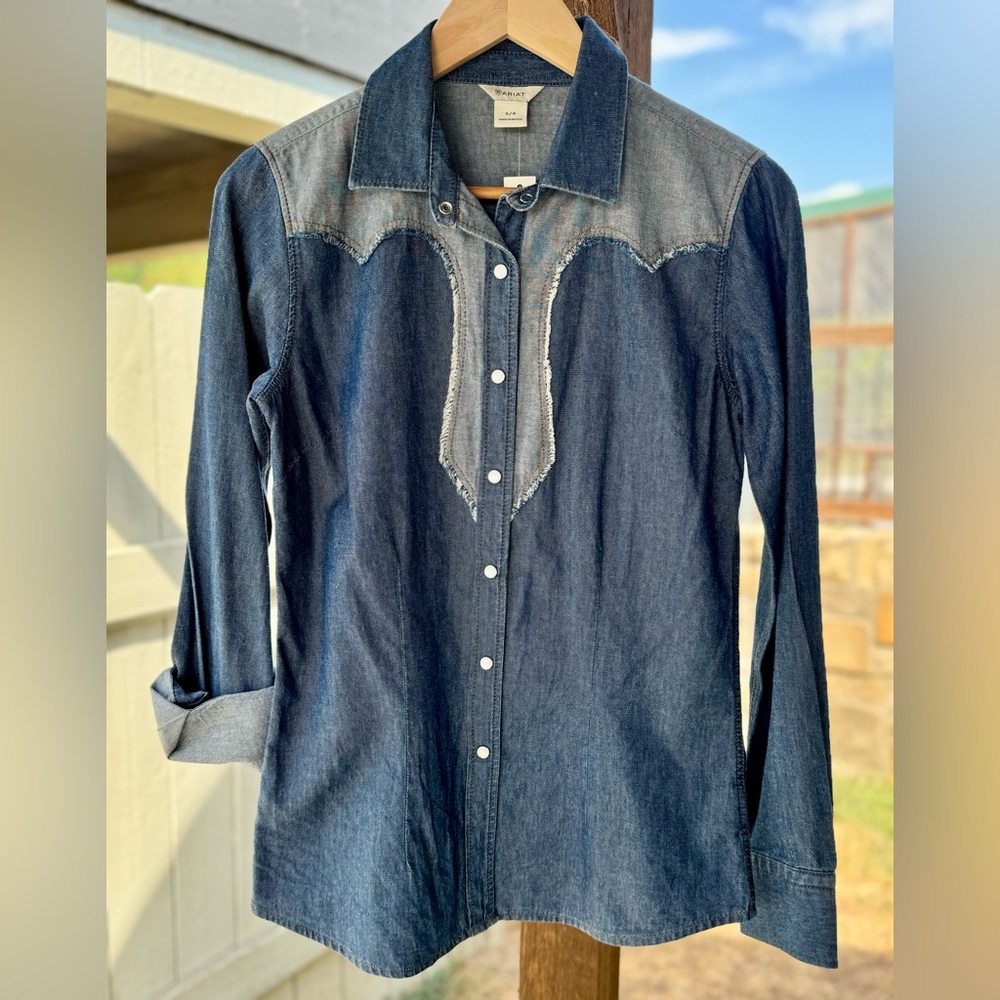 Ariat Reverse Denim LS Shirt